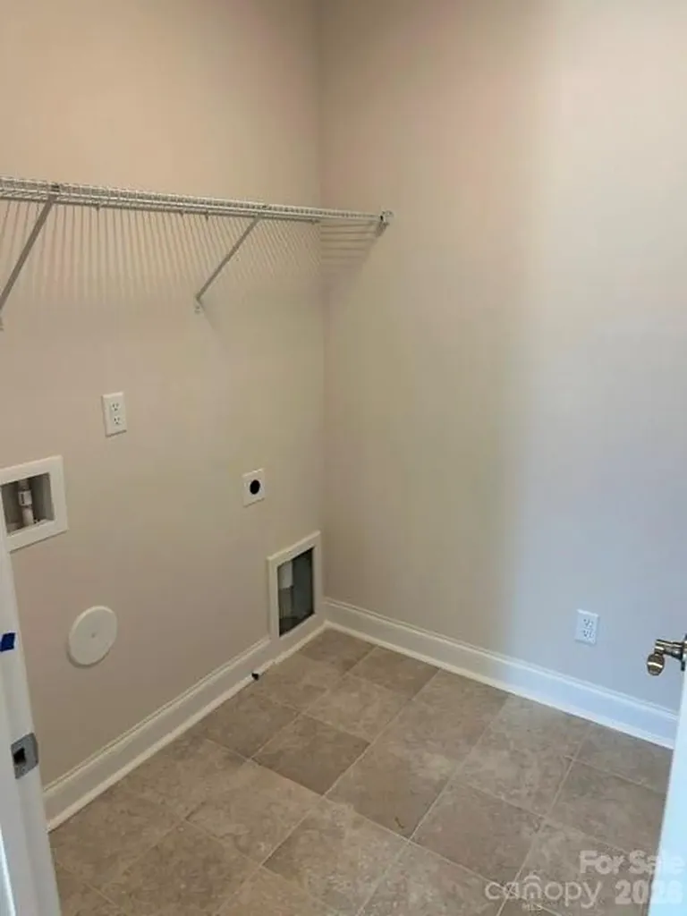 3048 Five Creek Road Charlotte NC 28213