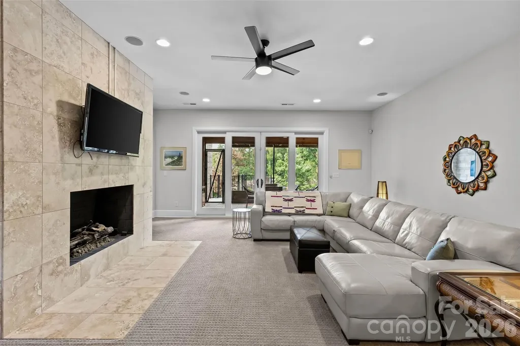6032 Headlands Court Belmont NC 28012