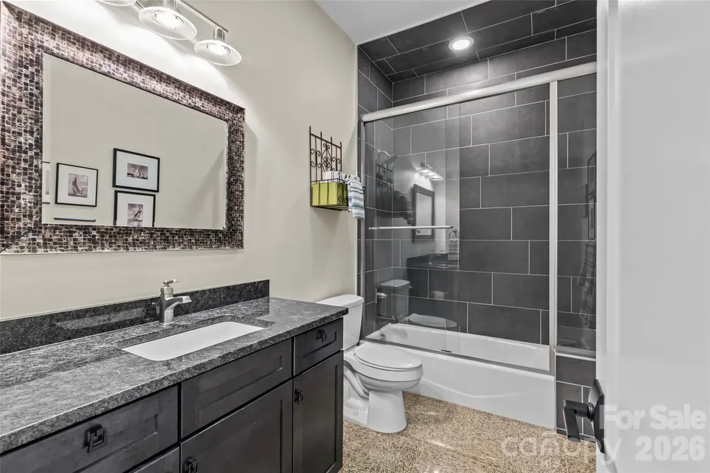 6032 Headlands Court Belmont NC 28012