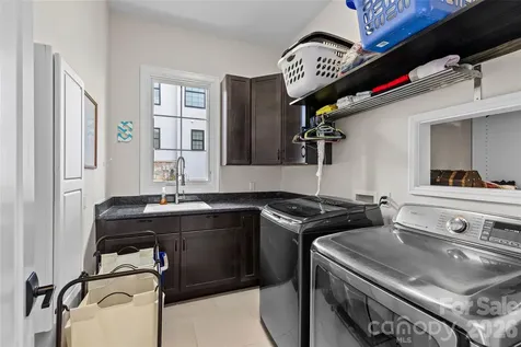 6032 Headlands Court Belmont NC 28012