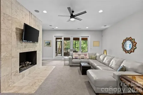 6032 Headlands Court Belmont NC 28012