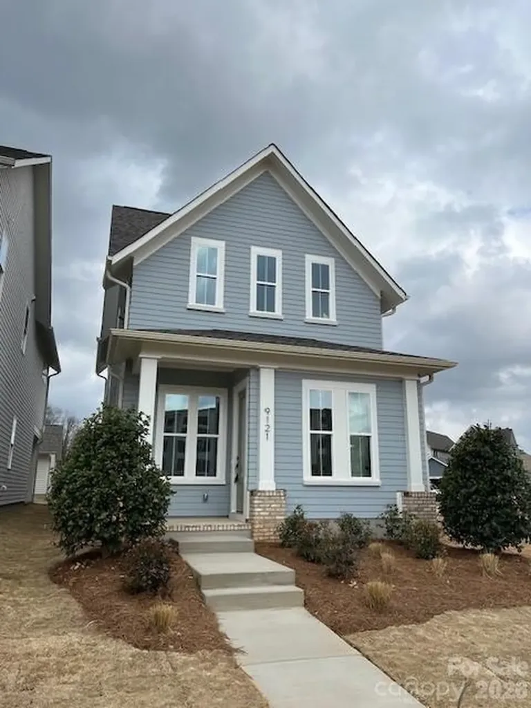9121 Maybry Park Street Charlotte NC 28212