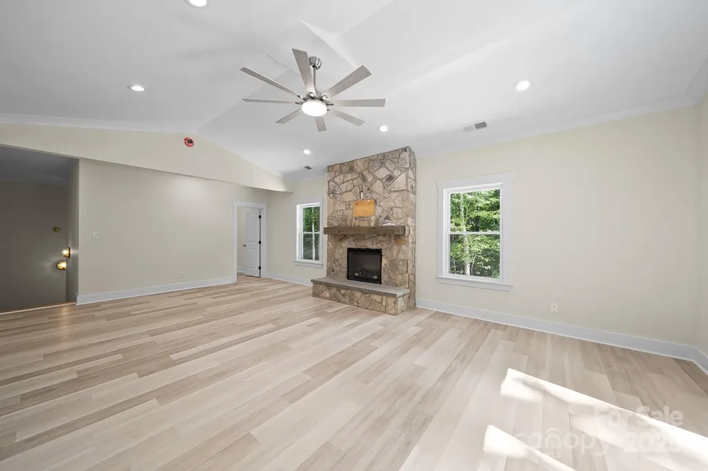 4460 R L Lane Midland NC 28107
