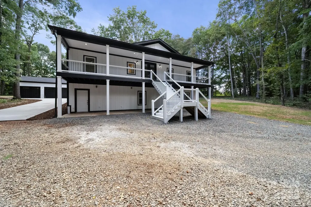 4460 R L Lane Midland NC 28107
