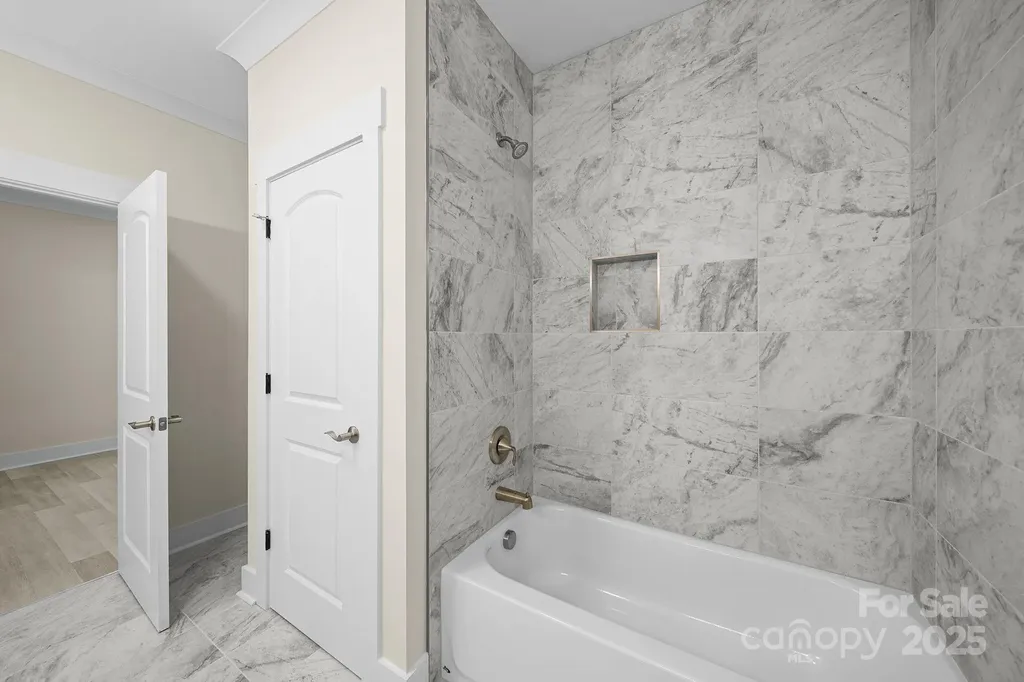 4460 R L Lane Midland NC 28107