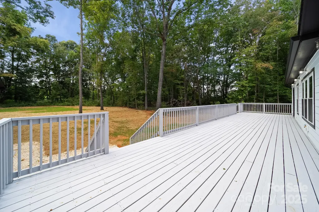 4460 R L Lane Midland NC 28107