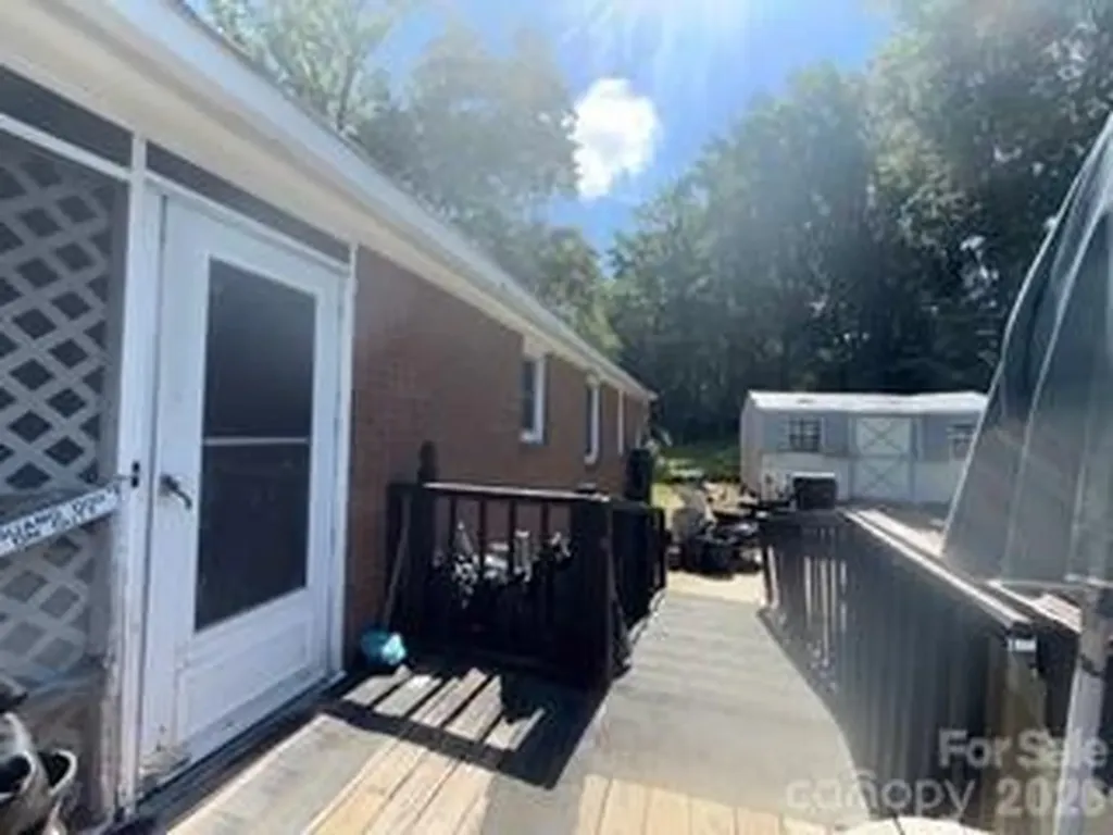 2855 Fordwood Drive Charlotte NC 28208