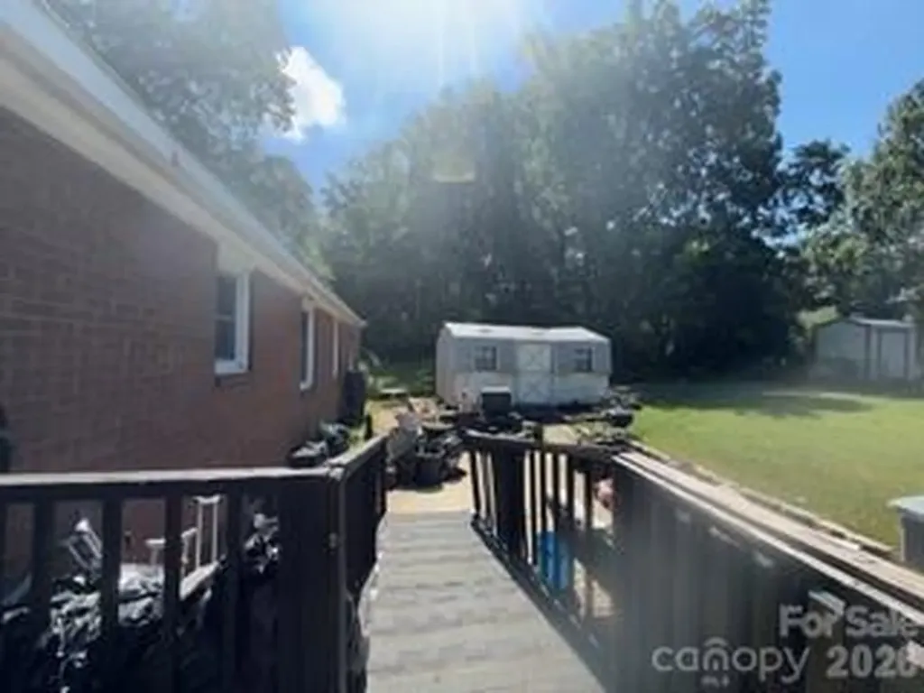 2855 Fordwood Drive Charlotte NC 28208