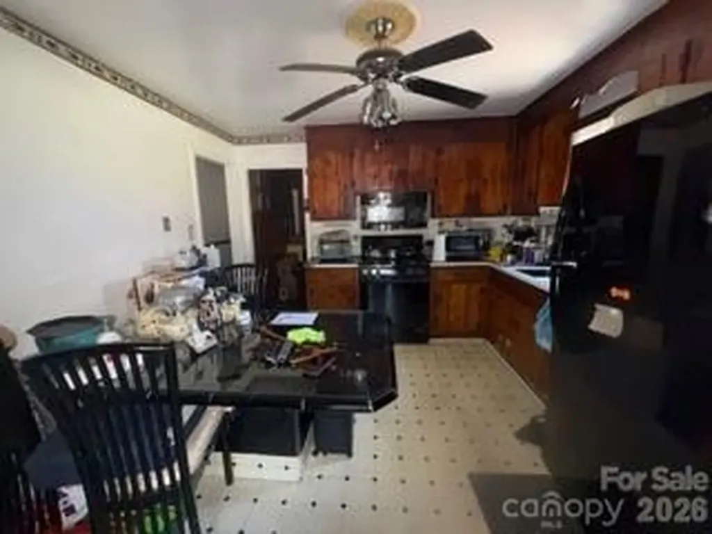 2855 Fordwood Drive Charlotte NC 28208