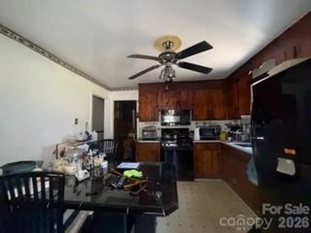 2855 Fordwood Drive Charlotte NC 28208