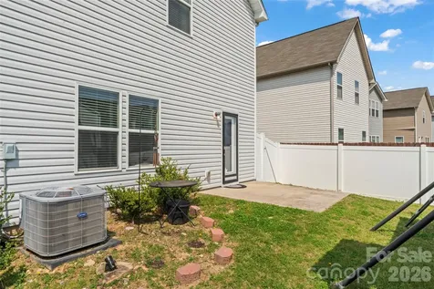 12561 Garron Road Midland NC 28107