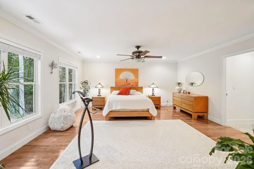 15 Madelyn Lane Fairview NC 28730