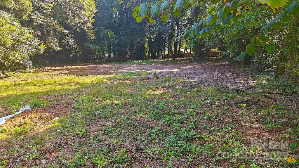 2217 Eastway Drive Charlotte NC 28205