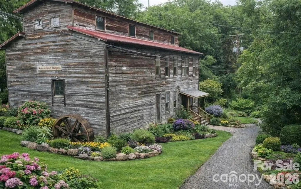 9/1 Old Mill Lane Weaverville NC 28787
