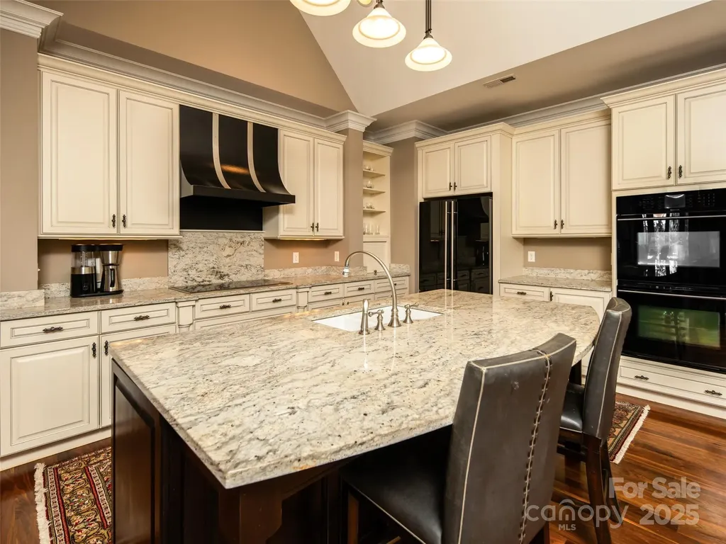 21 Windcliff Drive Asheville NC 28803