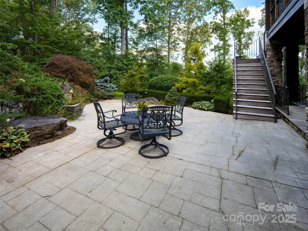 21 Windcliff Drive Asheville NC 28803