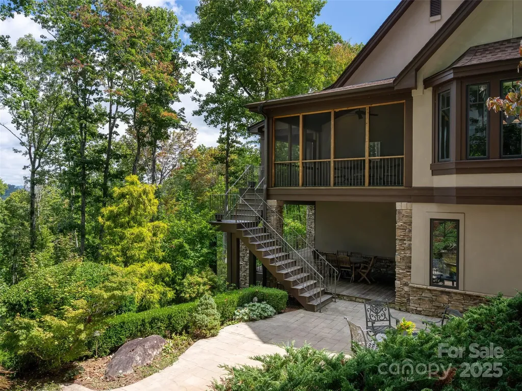 21 Windcliff Drive Asheville NC 28803