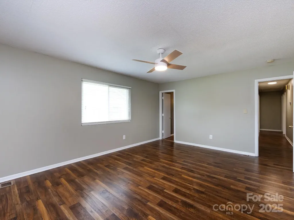 7109 Bisaner Street Charlotte NC 28269