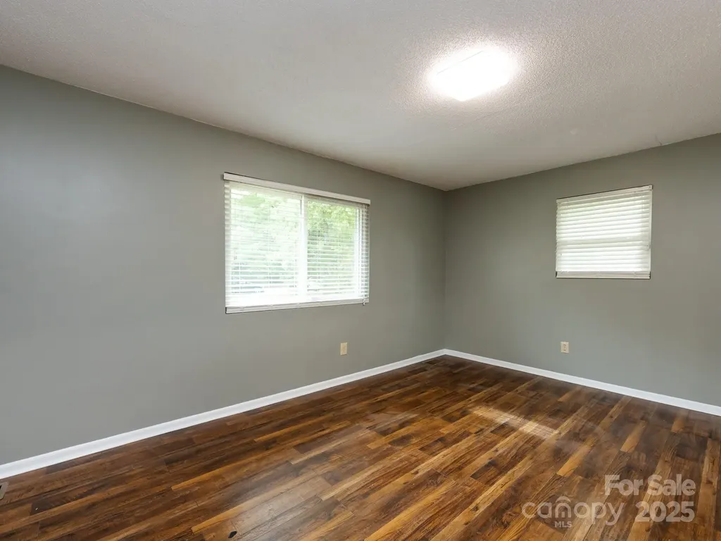 7109 Bisaner Street Charlotte NC 28269