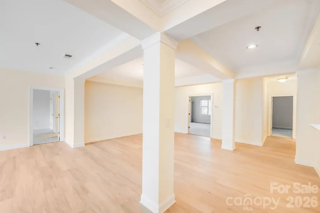 5601 Fairview Road Charlotte NC 28209