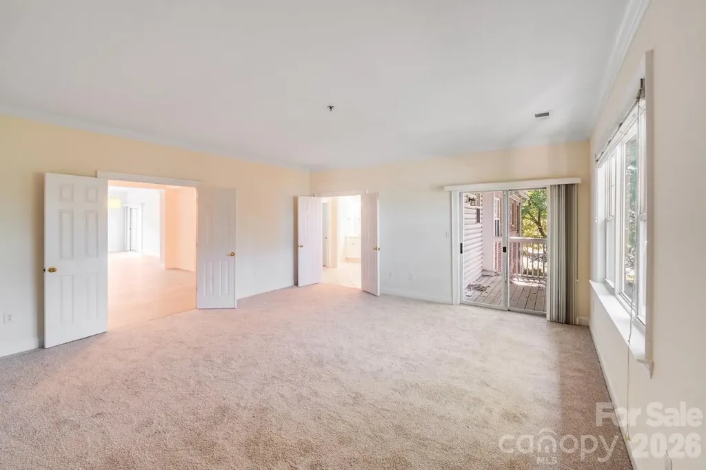 5601 Fairview Road Charlotte NC 28209