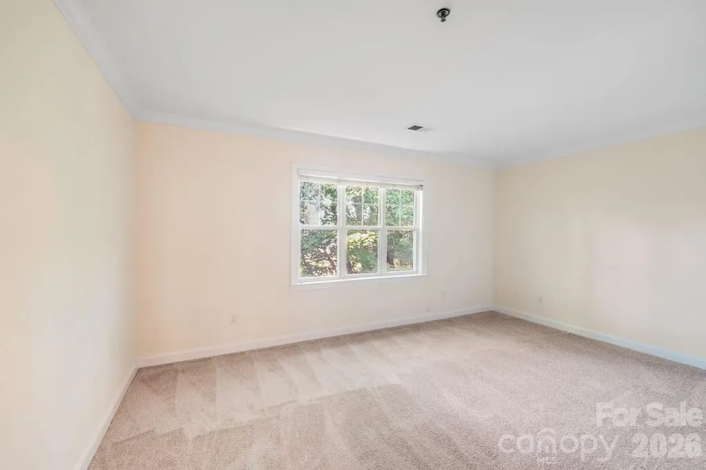 5601 Fairview Road Charlotte NC 28209