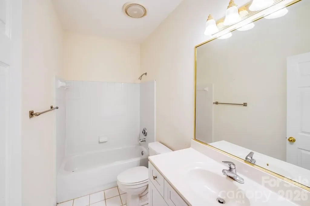 5601 Fairview Road Charlotte NC 28209