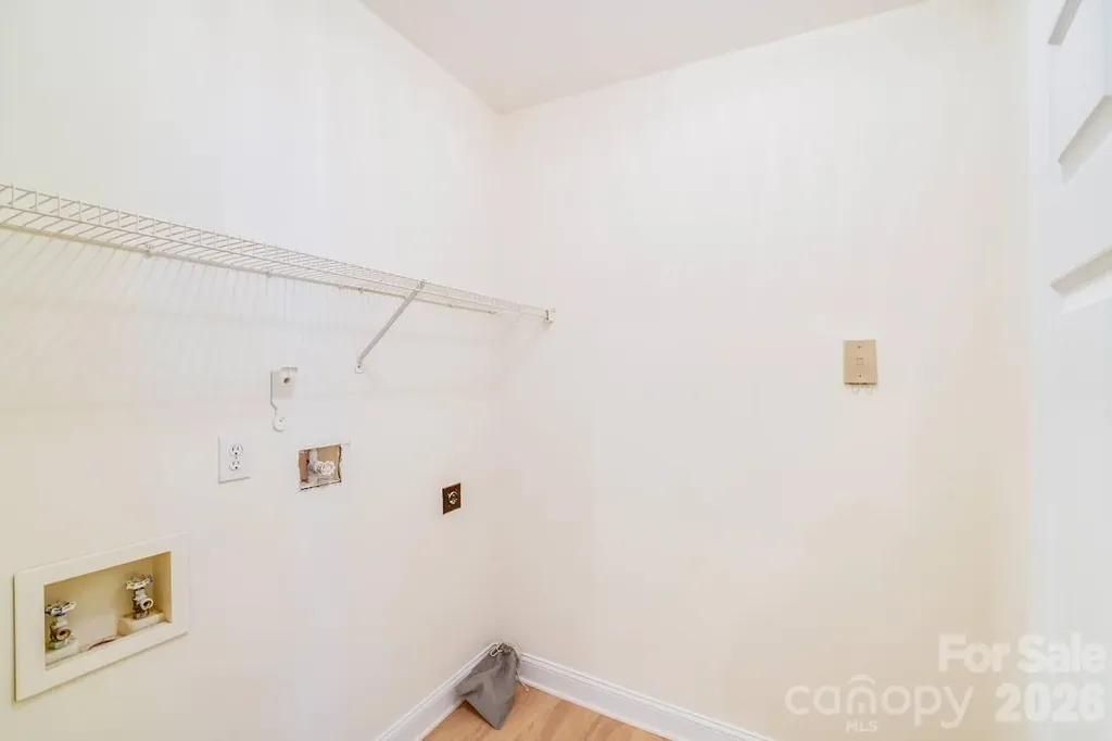 5601 Fairview Road Charlotte NC 28209