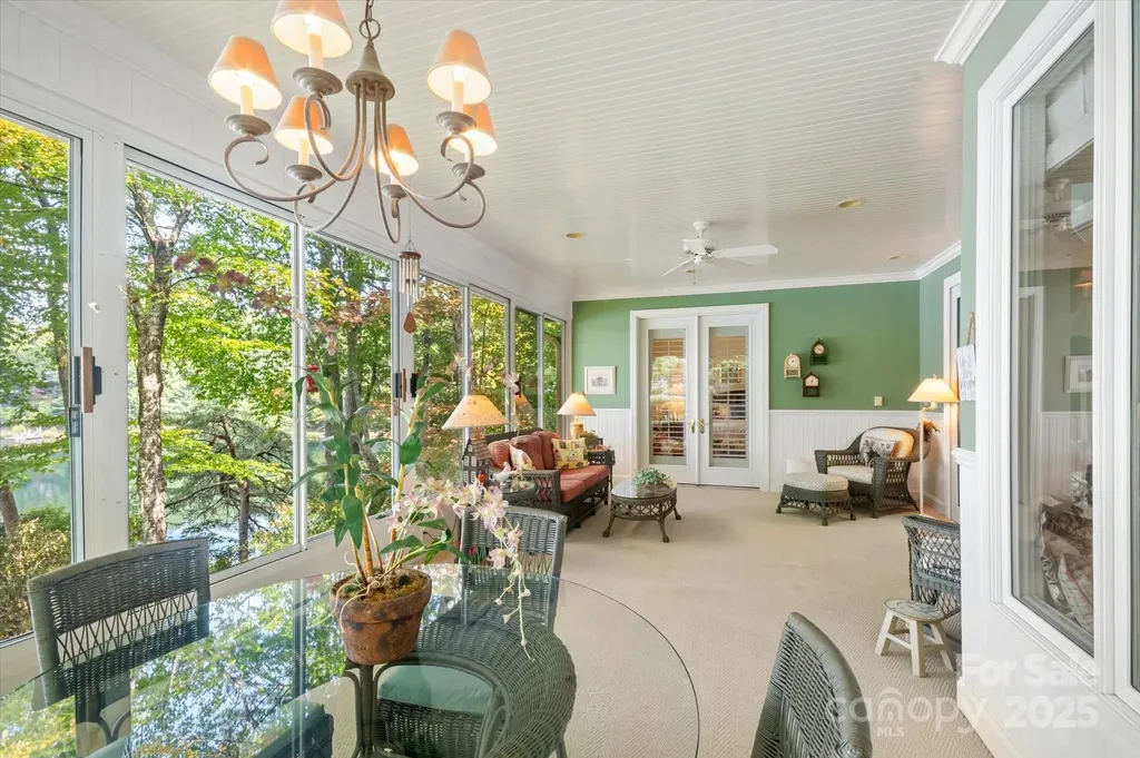 98 Taladu Court Brevard NC 28712