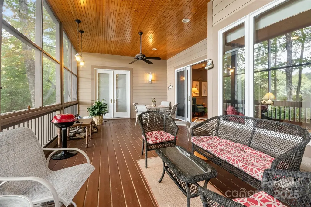 98 Taladu Court Brevard NC 28712