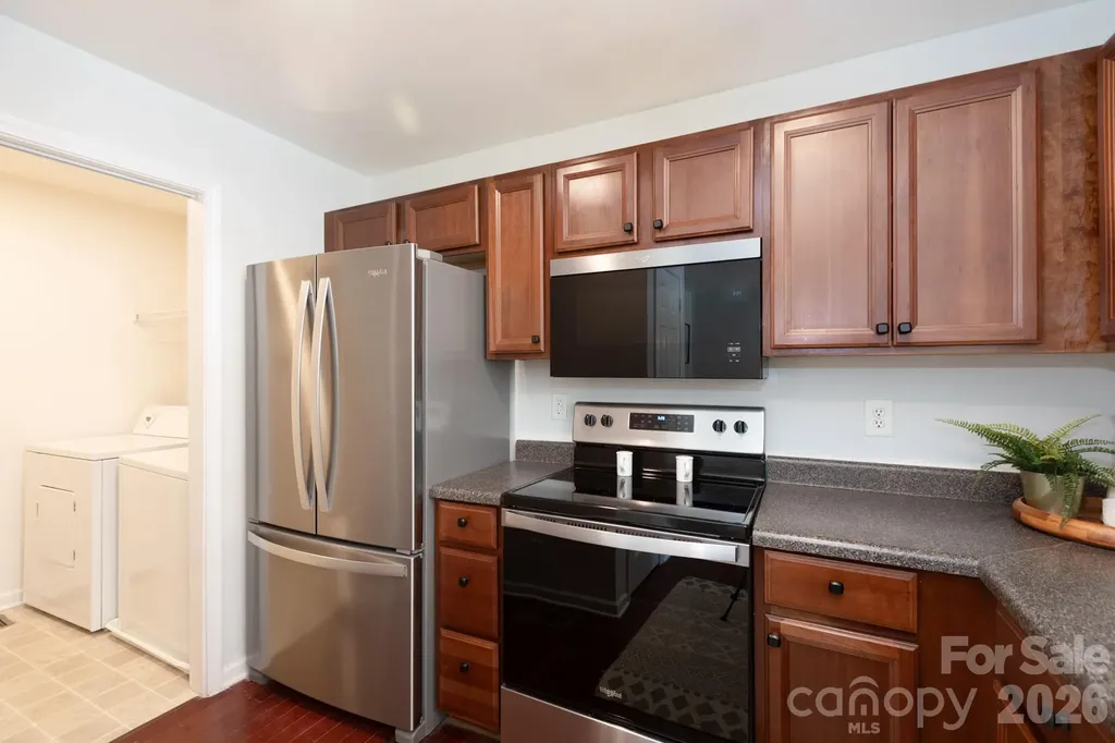 3959 Picasso Court Charlotte NC 28205