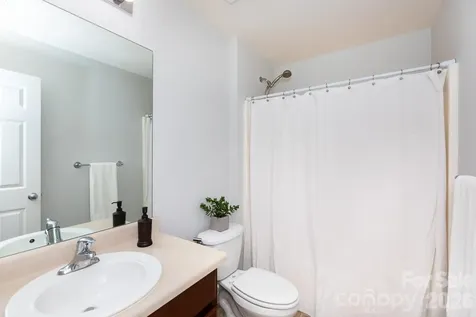 3959 Picasso Court Charlotte NC 28205