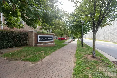 3959 Picasso Court Charlotte NC 28205