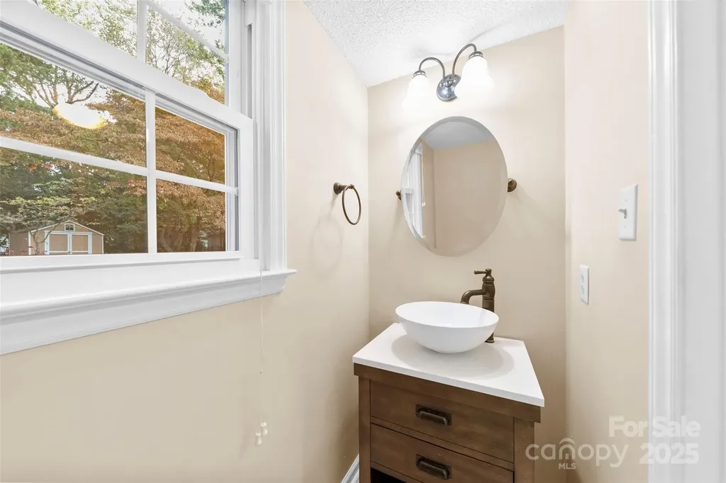 3710 Gardner Park Drive Gastonia NC 28054