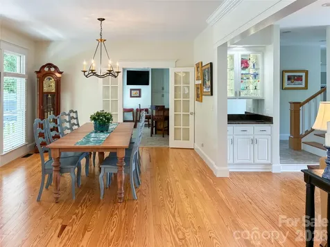 208 Parrish Farm Road Waynesville NC 28786