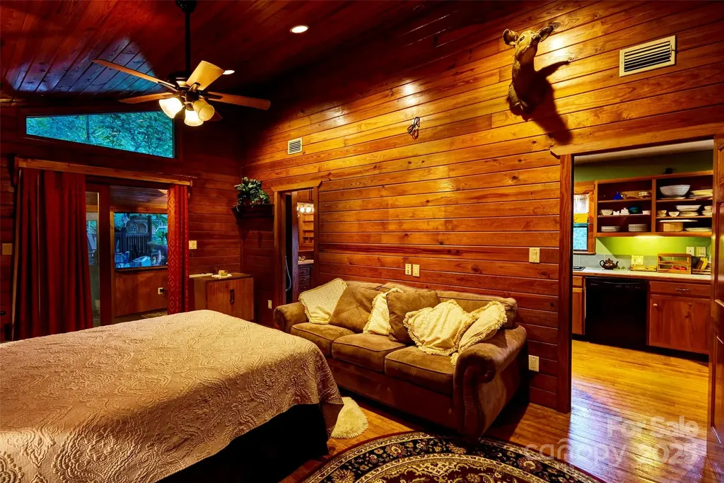 139 Forest Hills Road Bryson City NC 28713