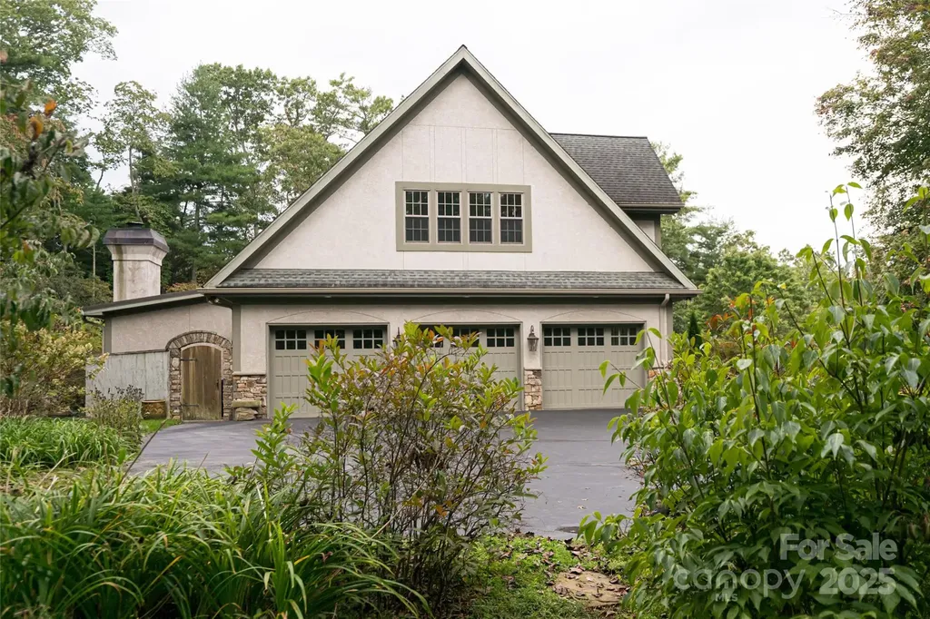53 Cedar Hill Drive Asheville NC 28803