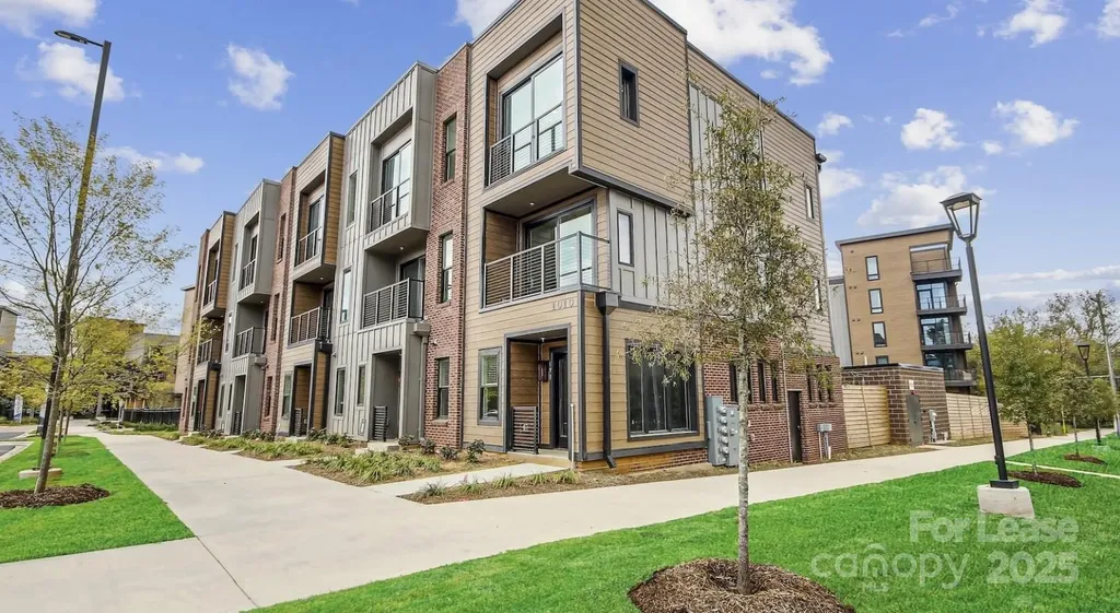 1028 Stitch Bend Way Charlotte NC 28206