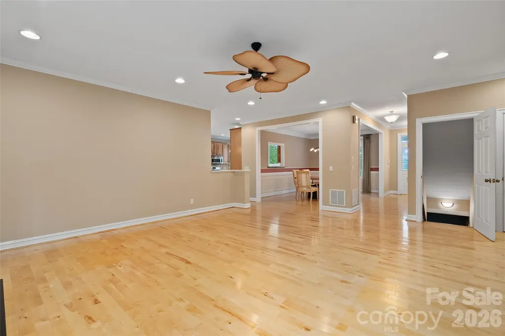 23 Clear Vista Drive Asheville NC 28805