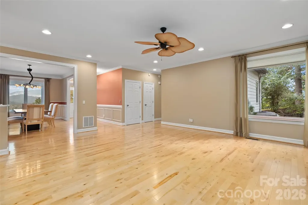 23 Clear Vista Drive Asheville NC 28805