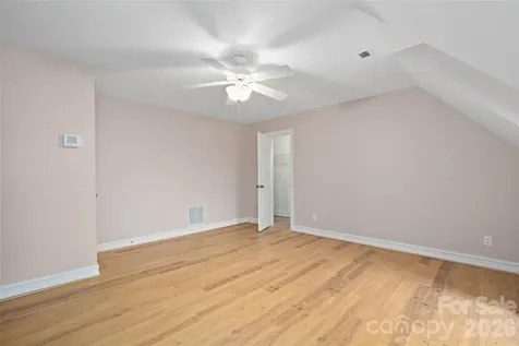 23 Clear Vista Drive Asheville NC 28805
