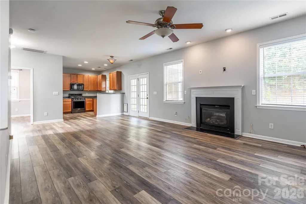163 Yadkin Road Fletcher NC 28732
