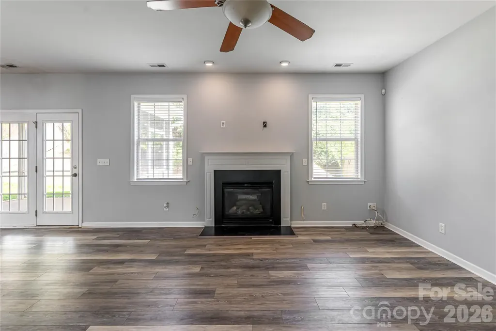 163 Yadkin Road Fletcher NC 28732