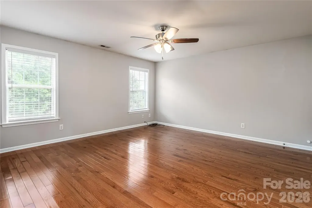 163 Yadkin Road Fletcher NC 28732