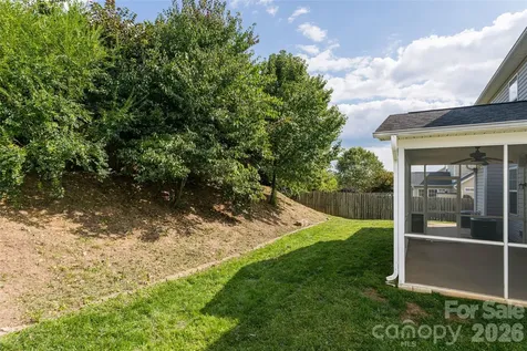 163 Yadkin Road Fletcher NC 28732