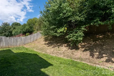 163 Yadkin Road Fletcher NC 28732