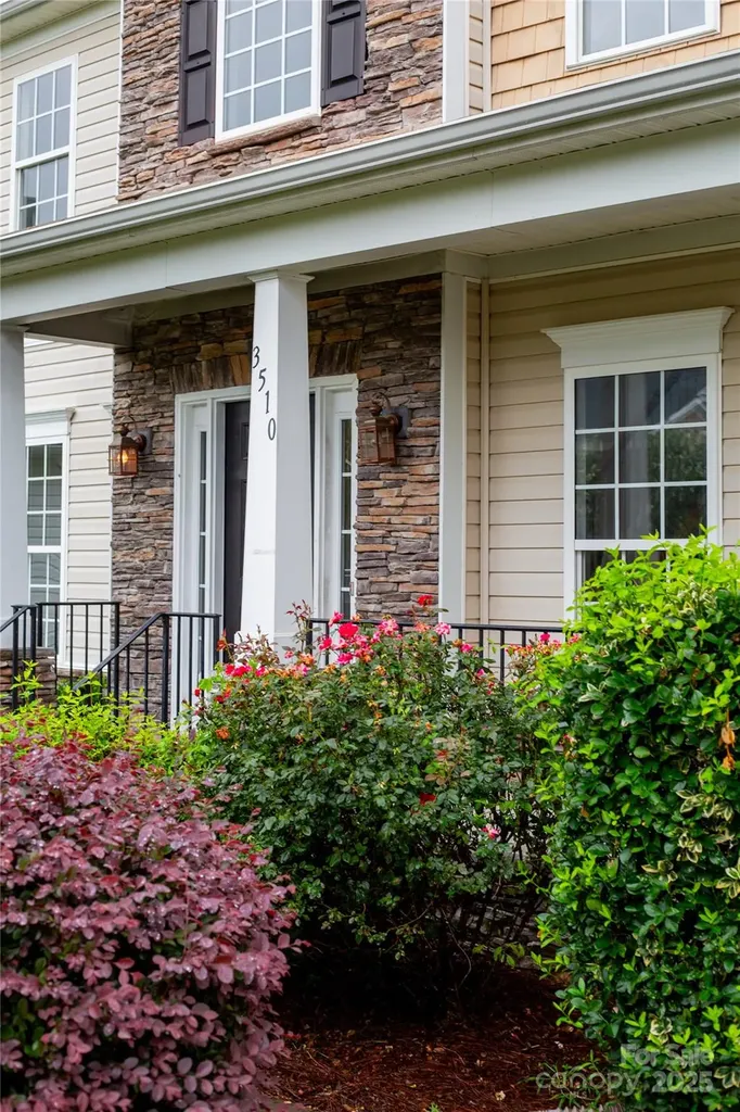 3510 Meadow Glen Court Clemmons NC 27012
