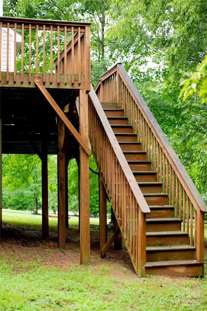 3510 Meadow Glen Court Clemmons NC 27012