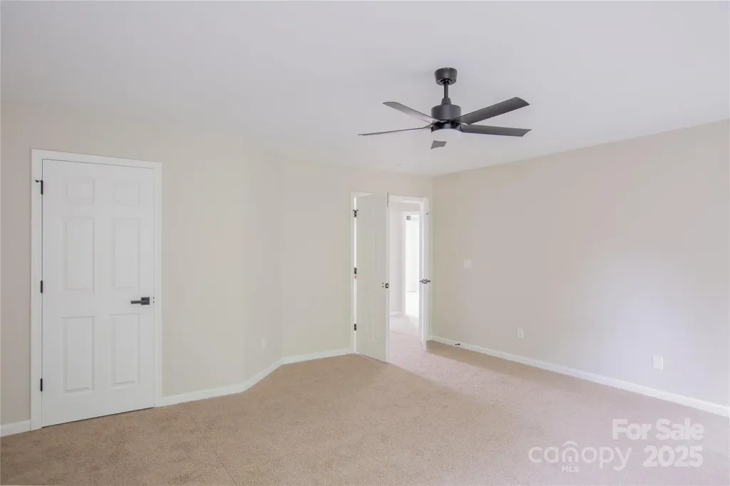 3510 Meadow Glen Court Clemmons NC 27012