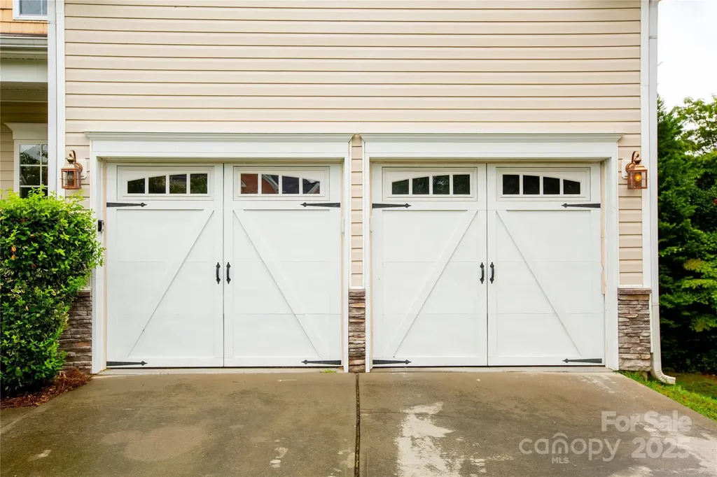 3510 Meadow Glen Court Clemmons NC 27012